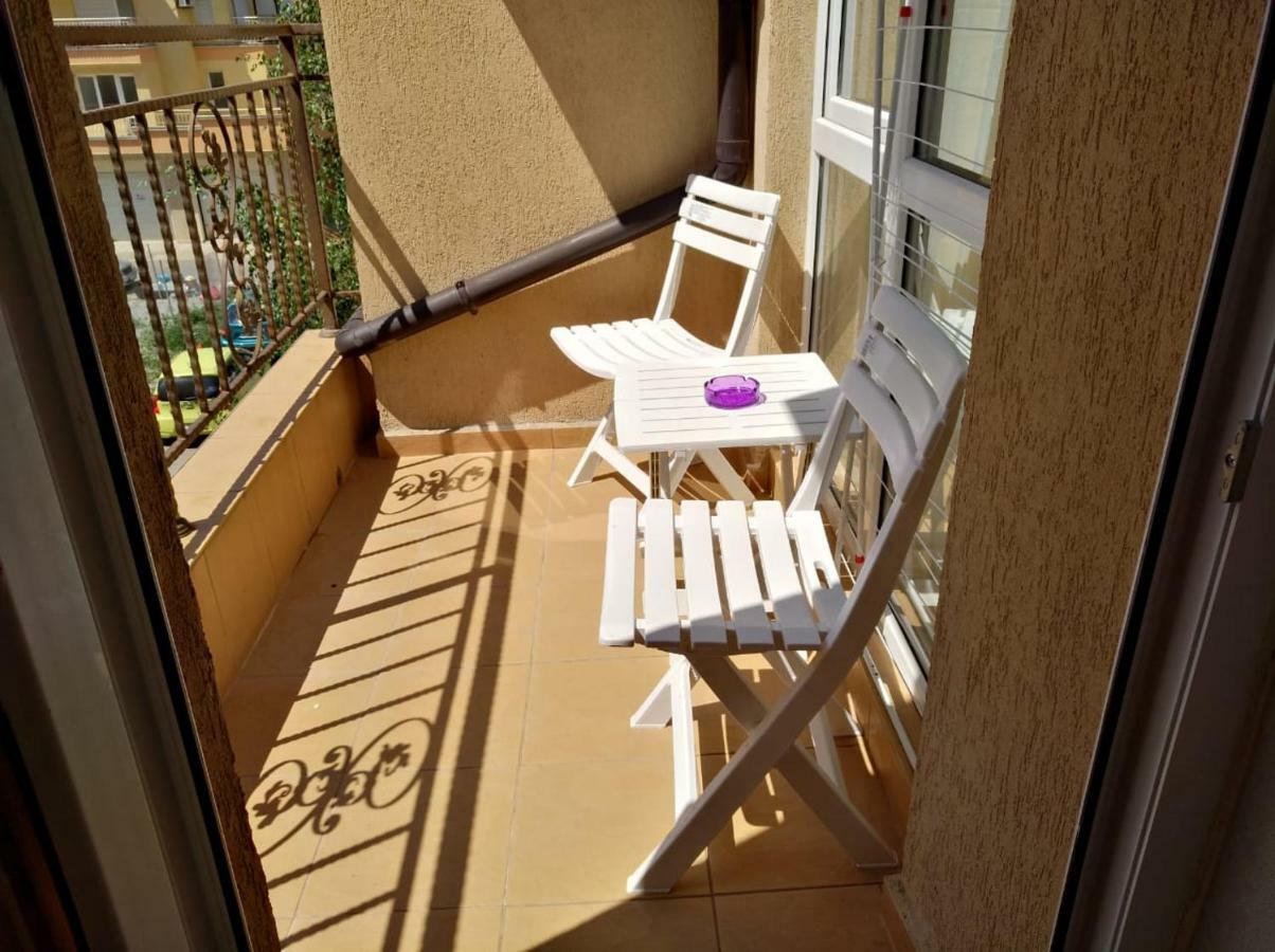 Parus-2-Studio Pomorie Exterior foto